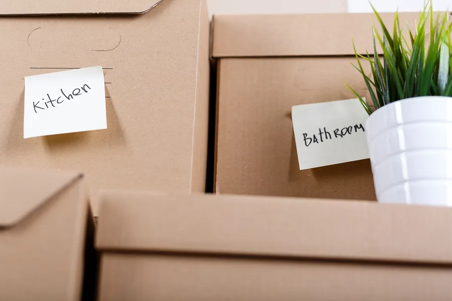 ensure an easy unpack - move with greens